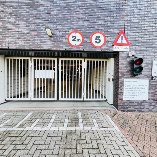 Gratis parkeren onderin Tower 19 - ook voor de fiets